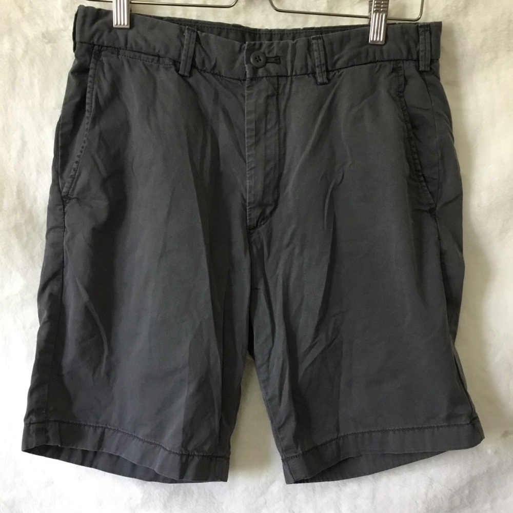 Uniqlo Men's Charcoal Gray Flat-Front Shorts